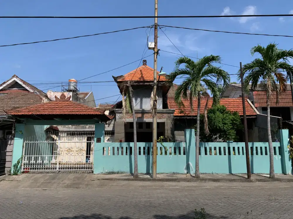 TERMURAH, HITUNG TANAH, Rumah Wisma Mukti dkt Klampis Manyar