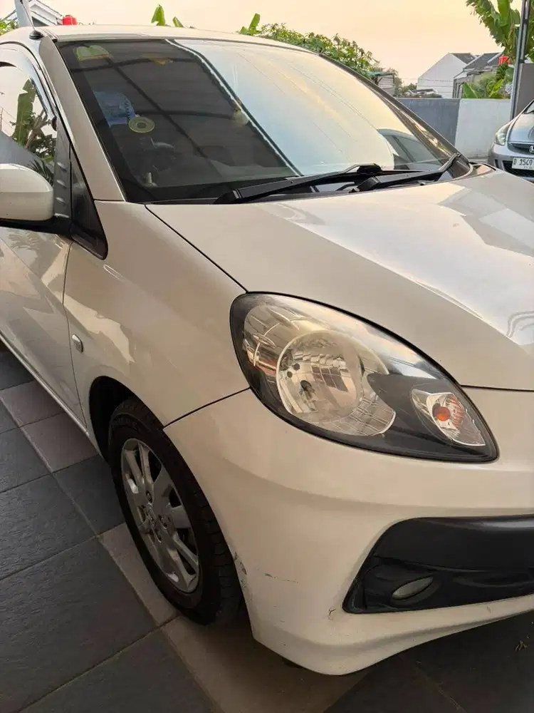 HONDA BRIO 1.2 E AT 2014 - PUTIH
