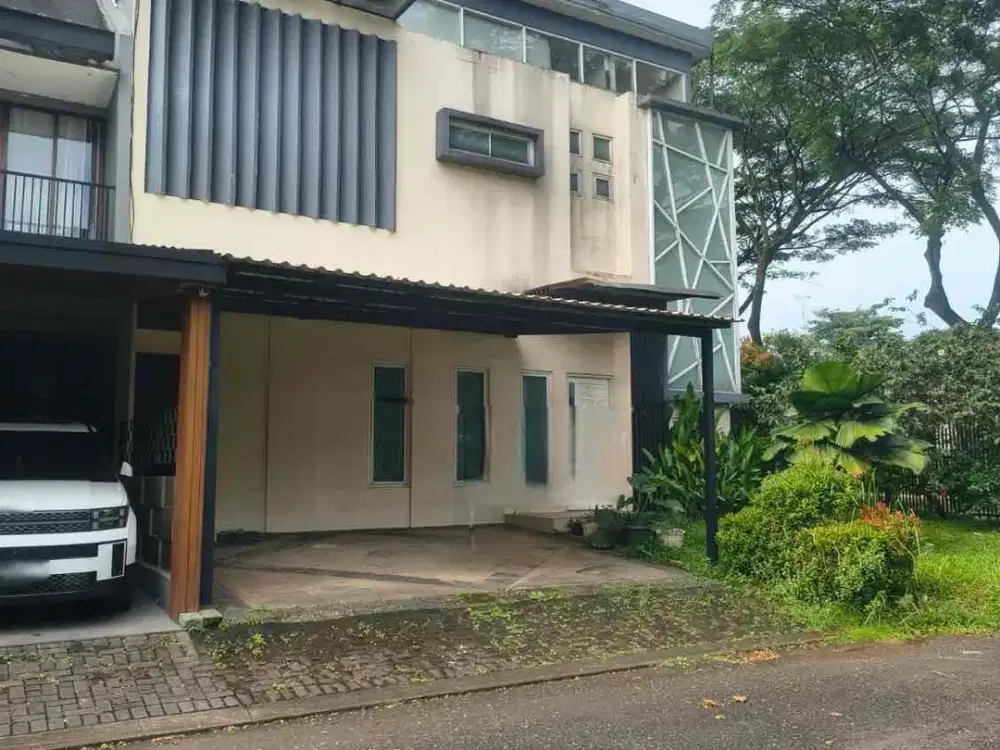 Rumah Huk 2 Lantai Kolam Renang Pribadi di Cluster Caspia The Icon BSD