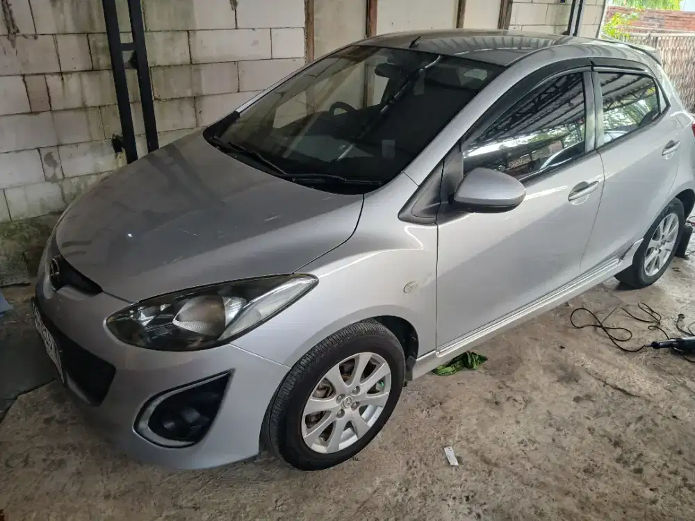 Mazda 2 th 2010 manual tipe r