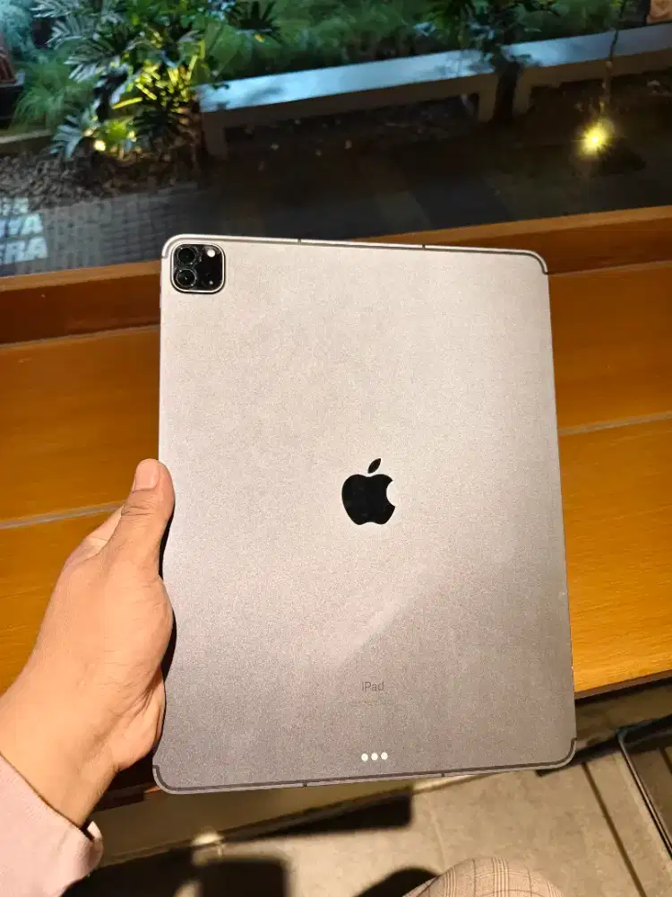 Ipad Pro M1 gen 5 256gb 12.9 inch wifi cell