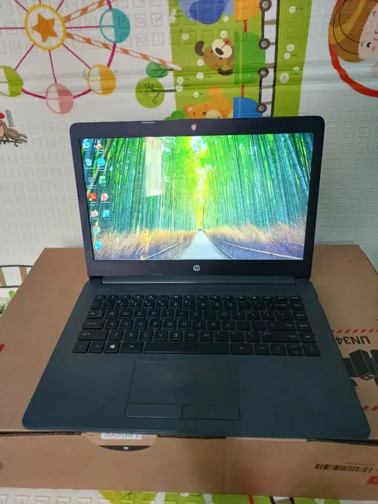 Laptop hp 245 G7