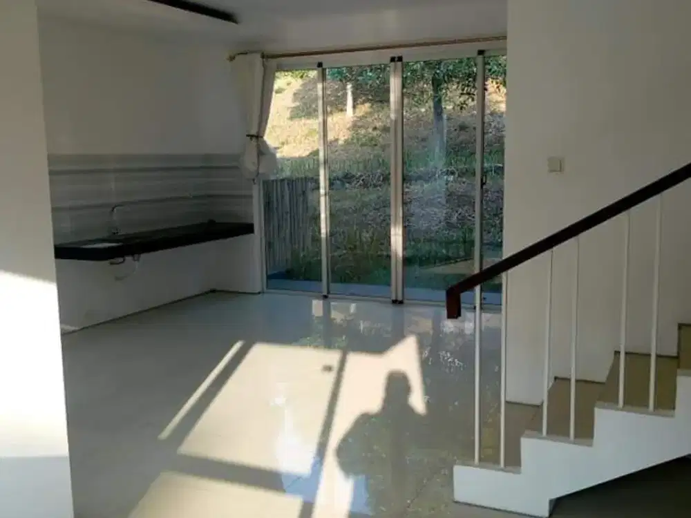 Rumah Nyaman Sejuk di Komplek Citra Green Dago