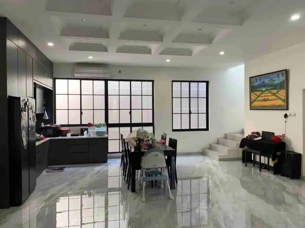 FULL FURNISH RUMAH PAKUWON INDAH BAGUS TERAWAT SIAP DINEGO
