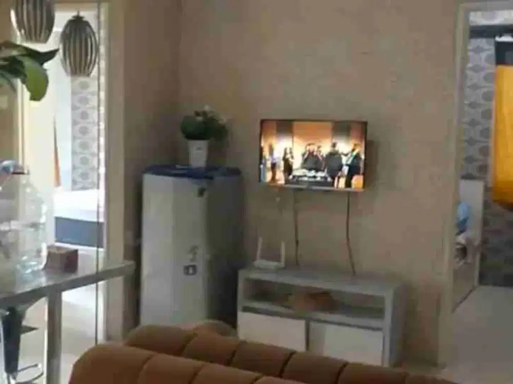 sewa bulanan apartemen GREEN PALACE 2Br hook sudut Raffles view kolam renang