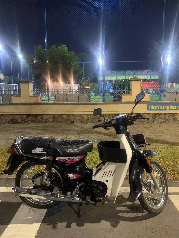 Suzuki Bravo RC100