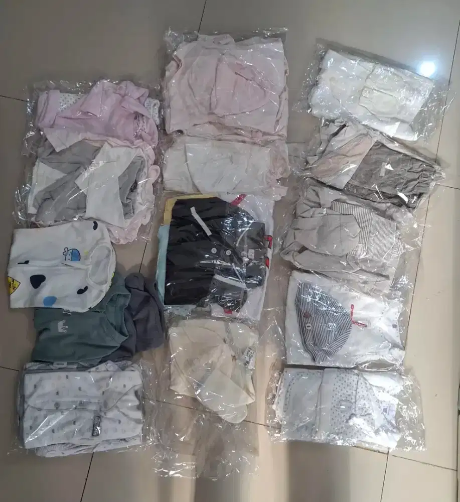 Jual borongan baju bayi 0-6bulan