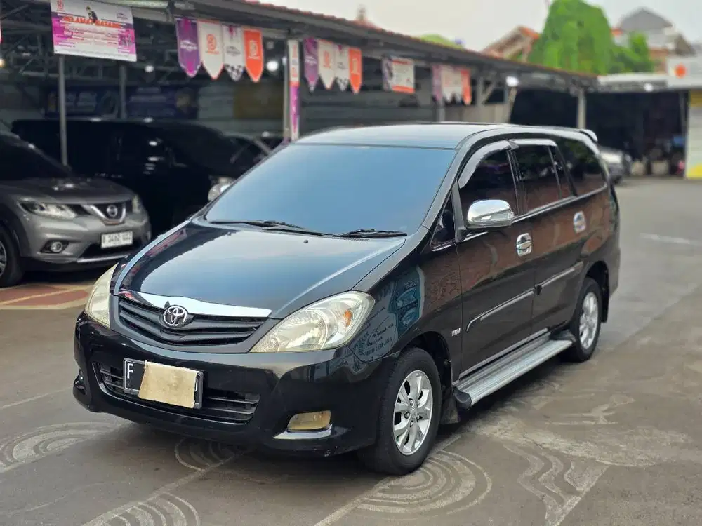 Toyota Kijang Innova G Luxury Matic 2011 Dp IO Juta