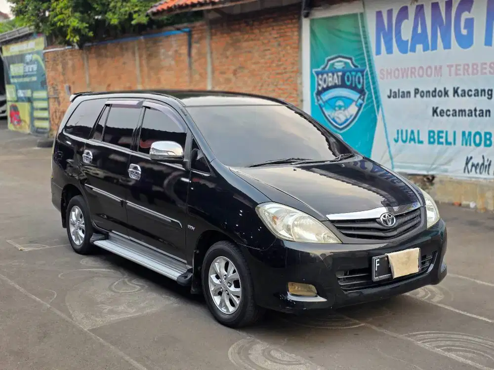 Innova G Luxury Matic 2011 Dp IO Juta