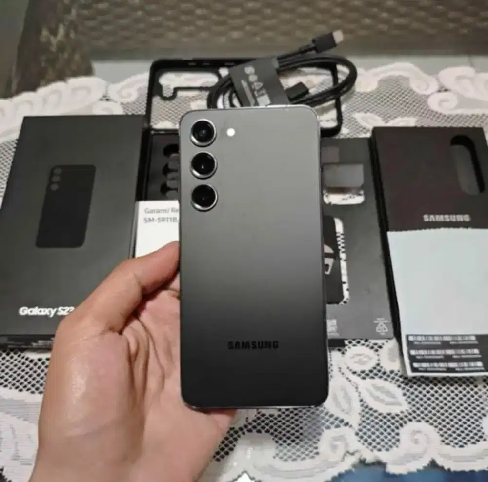 Samsung S23 8/256 - Tangan Pertama!