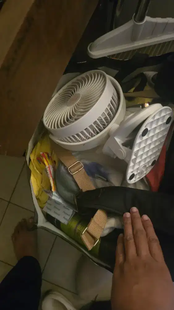 1 tas barang bekasan