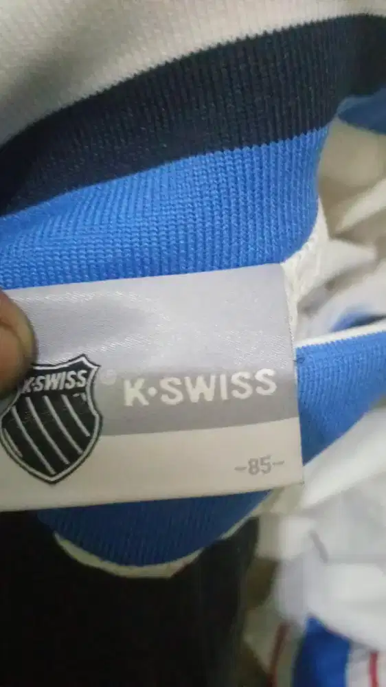 Celana yuks k_swiss ori ajukan harga gan kondisi masi mulus