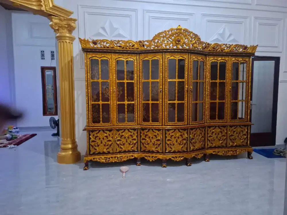 Lemari hias 7 pintu kusus pesanan