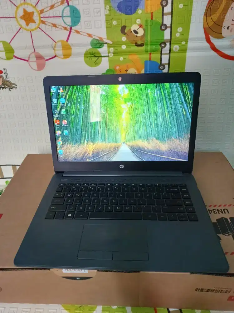 Laptop hp 245 G7