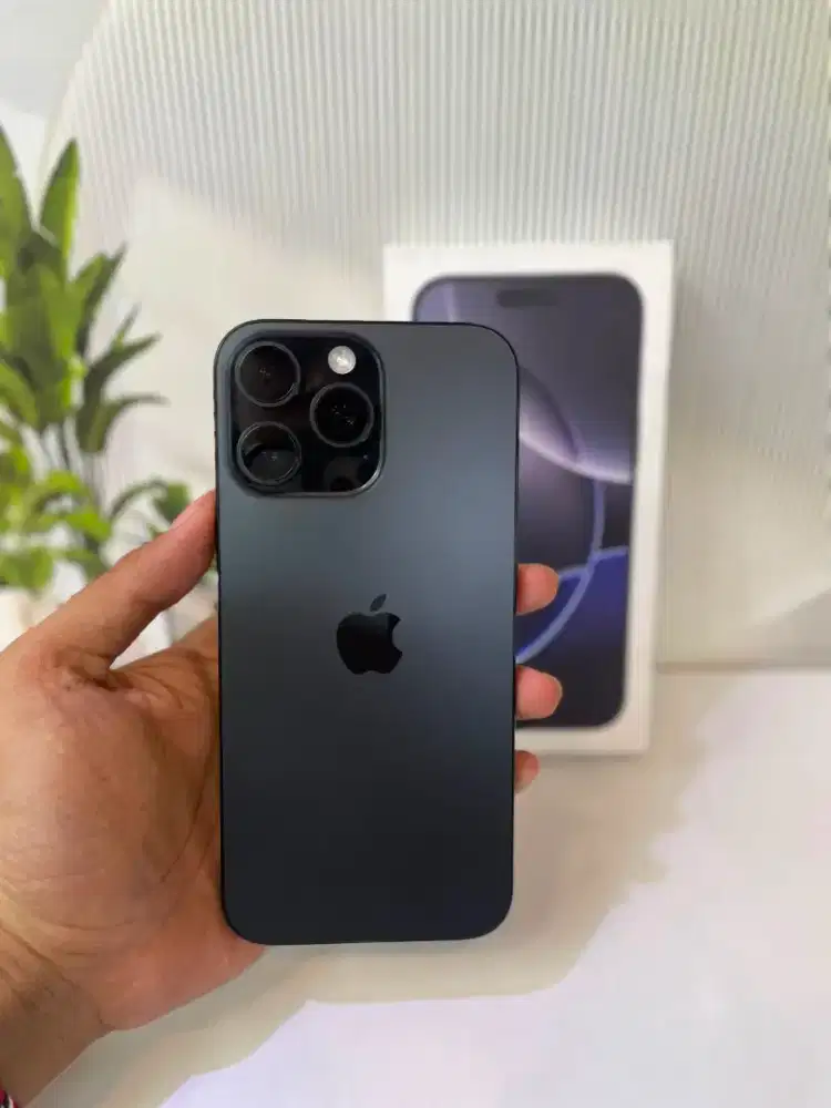 Iphone 16 Pro Max 256gb Ibox Garansi On Mulus