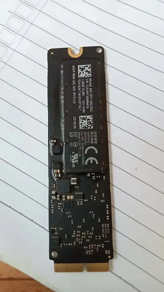 Di jual SSD 128.gb. copotan Mac book normal.original mrek samsung
