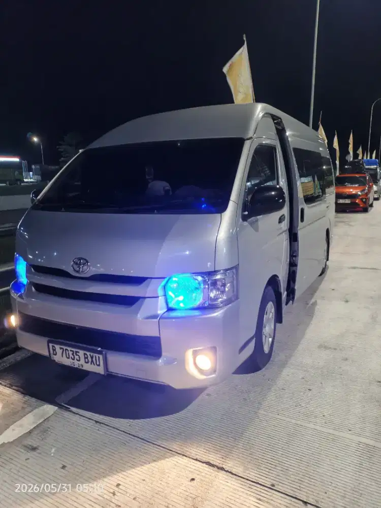 Sewa elf long & Hiace