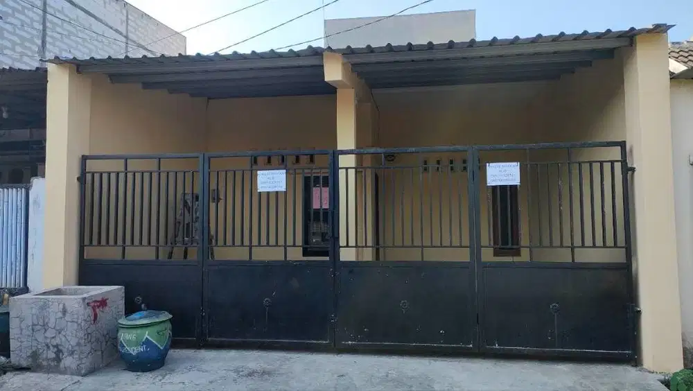 Dikontrakkan Rumah di Surya Residence Cluster Vania