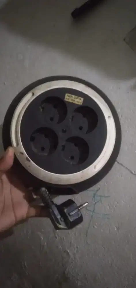 Di jual semua barang elektronik di foto murah aja  wa,hp