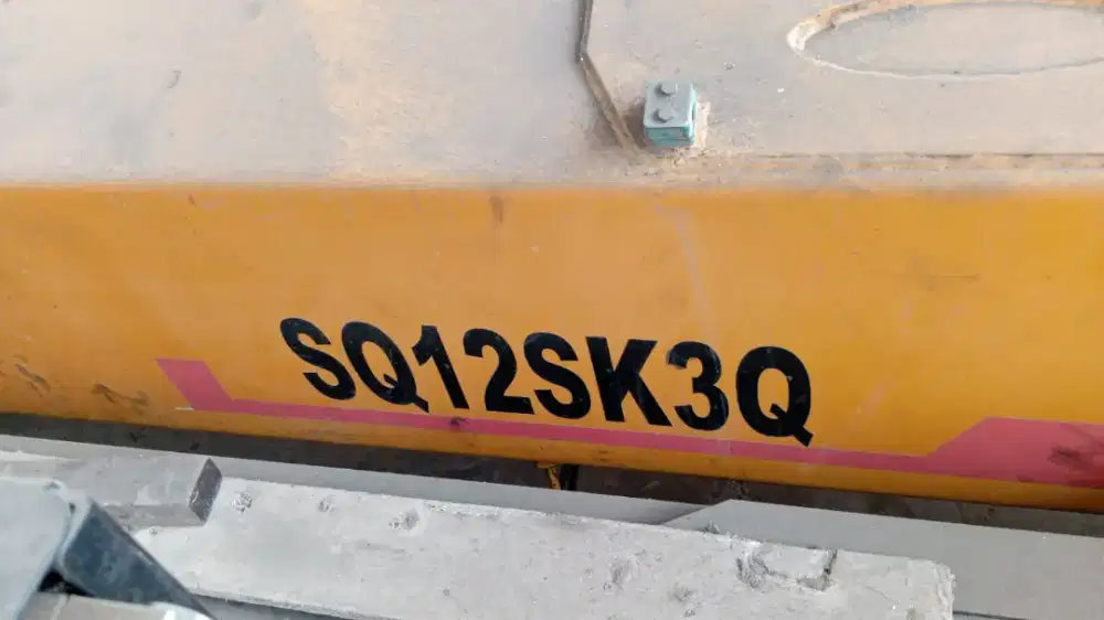Crane XCMG kapasitas 12 ton