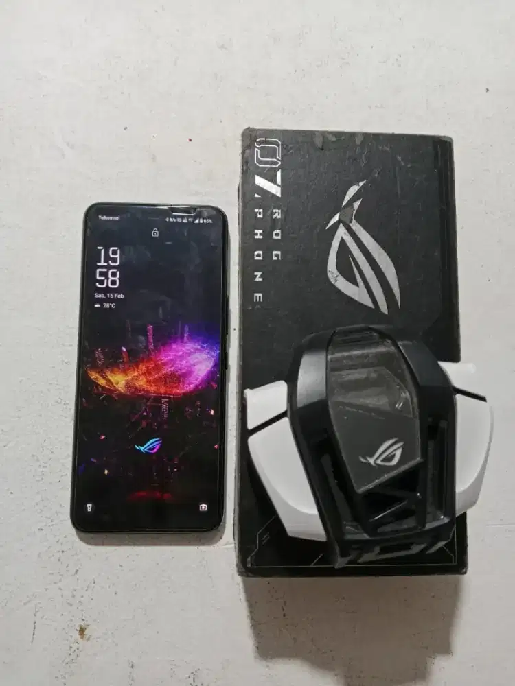 Asus rog Phone 7 resmi Indonesia mulus