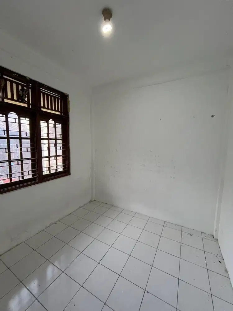 Disewakan rumah di Pogungrejo