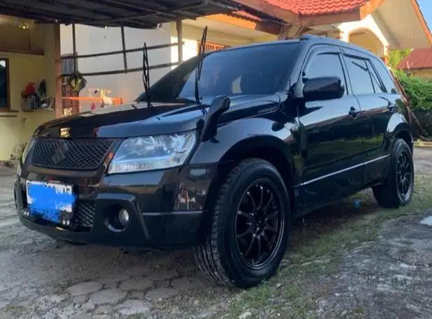 Suzuki Grand Vitara 2.0 Bensin A/T Tahun 2008 akhir