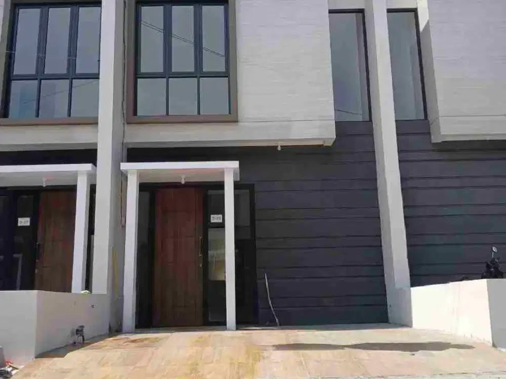 Rumah 2Lt Siap Huni Relatif Baru Alana Gunungsari Surabaya Dekat Raya Wiyung, dan PTC Surabaya