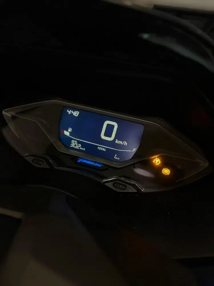 KM 1 PERAK‼️ Honda PCX 160 Keyless ABS NEW COLOR PHENOMENAL BLUE 2026
