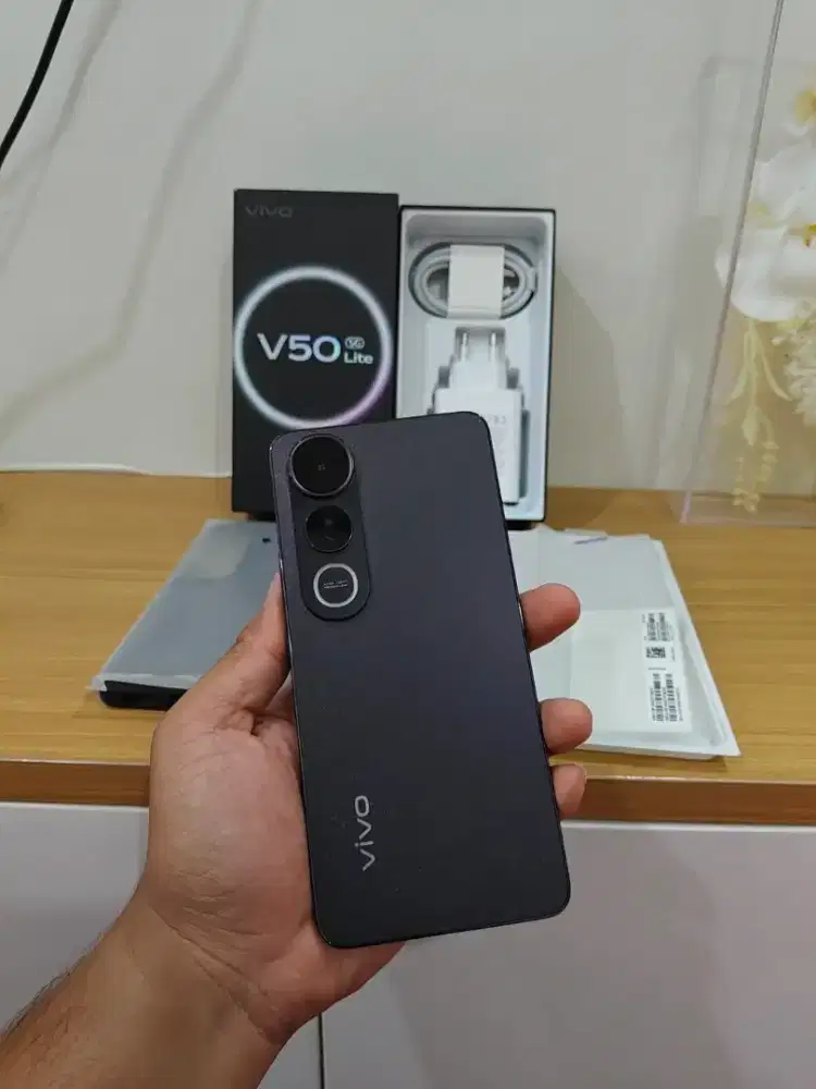 vivo v50 lite 5G 8+256Gb Black