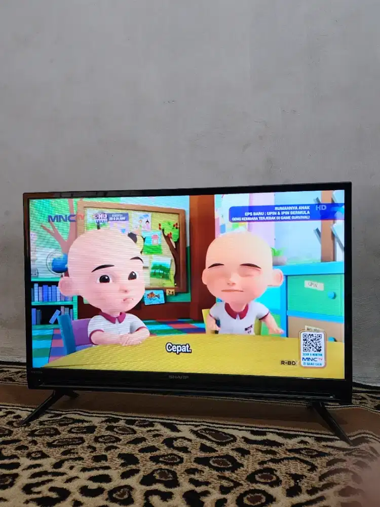 TV Sharp Smart 32 inci - masih normal siap nnton