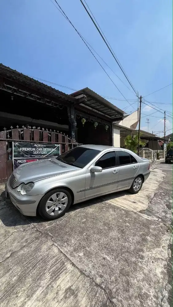 TERJANGKAU! MERCY C200 CLASSIC AT 2002, LOW KM, FULL ORISINIL, ISTW!!