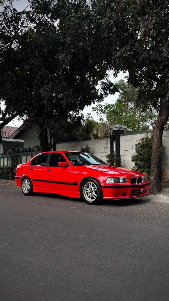 BMW E36 320i M50 1994 hellrot red rare manual kondisi istimewa