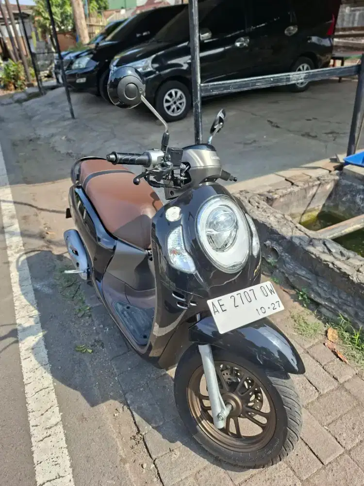 Scoopy Prestige