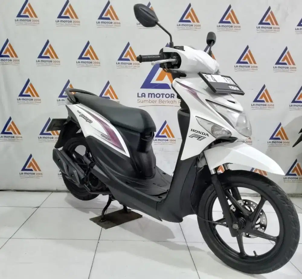 BEAT POP ESP 2015 STATER HALUS PAJAK HIDUP CASH/TT/CC BUNGA0%/KREDIVO