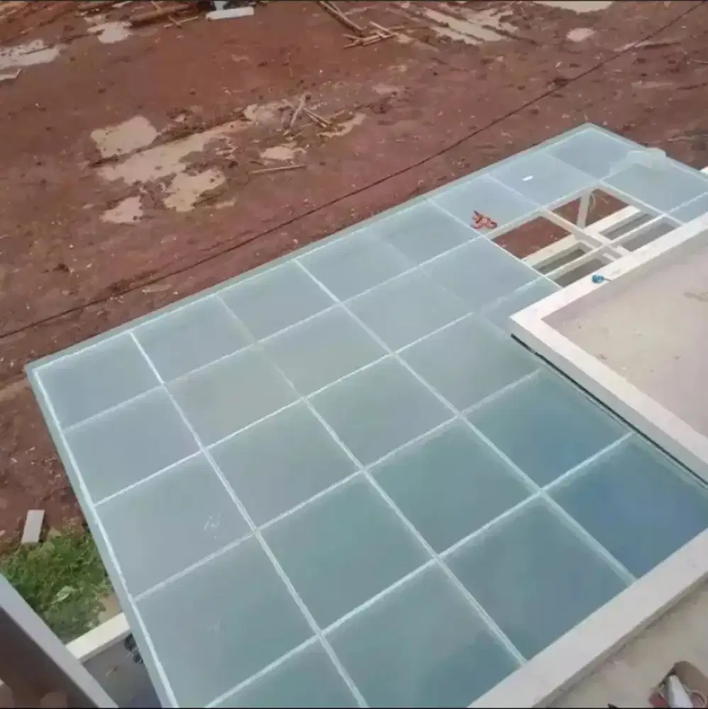 Canopy Kaca Premium – Tampilan Rumah Lebih Mewah