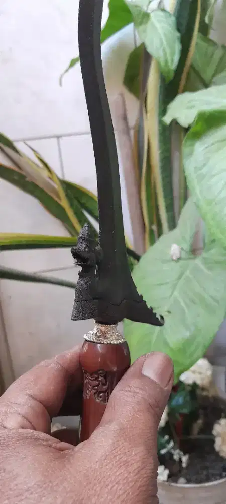 Keris naga gini