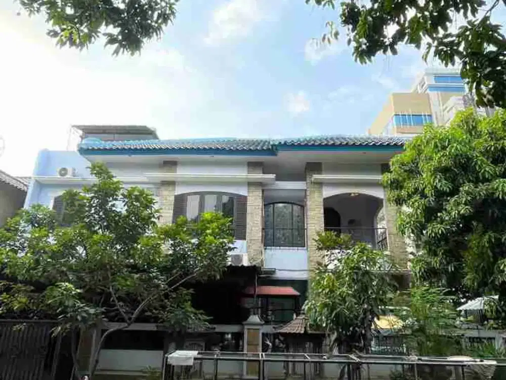 Dijual Rumah Luas Siap Huni di Taman Villa Baru Bekasi