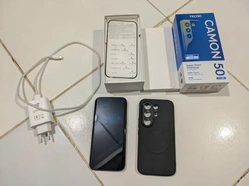 DI JUAL CEPAT TECNO CAMON 50 PRO 12/256GB WARNA HITAM