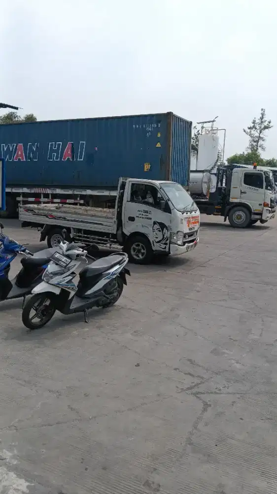 Jasa kirim barang peti kemas