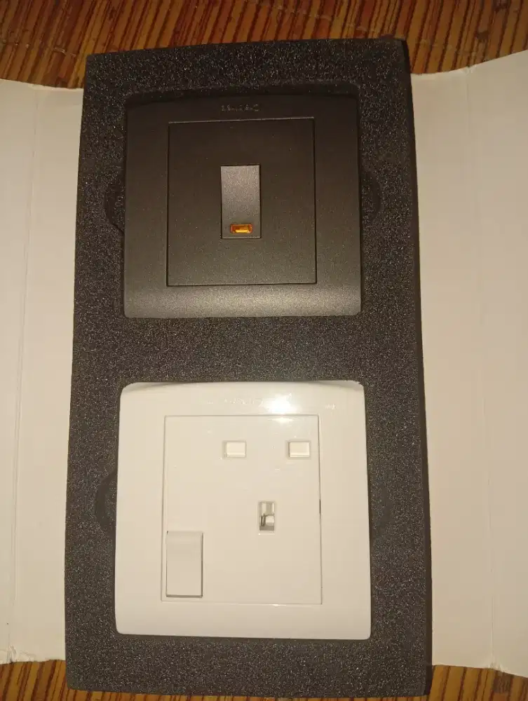 Saklar lampu merek elypse