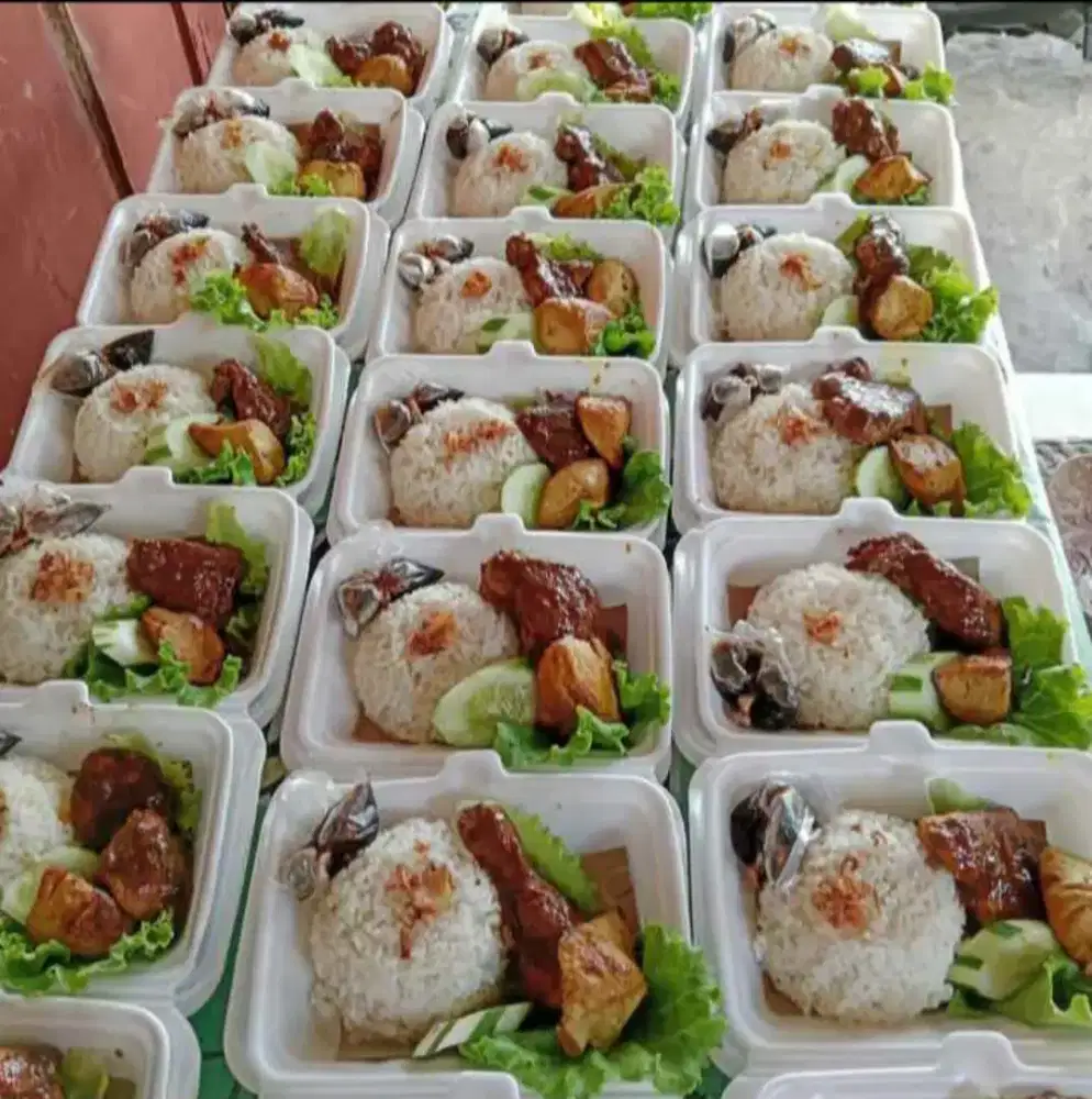 Cetring Nasi kotak