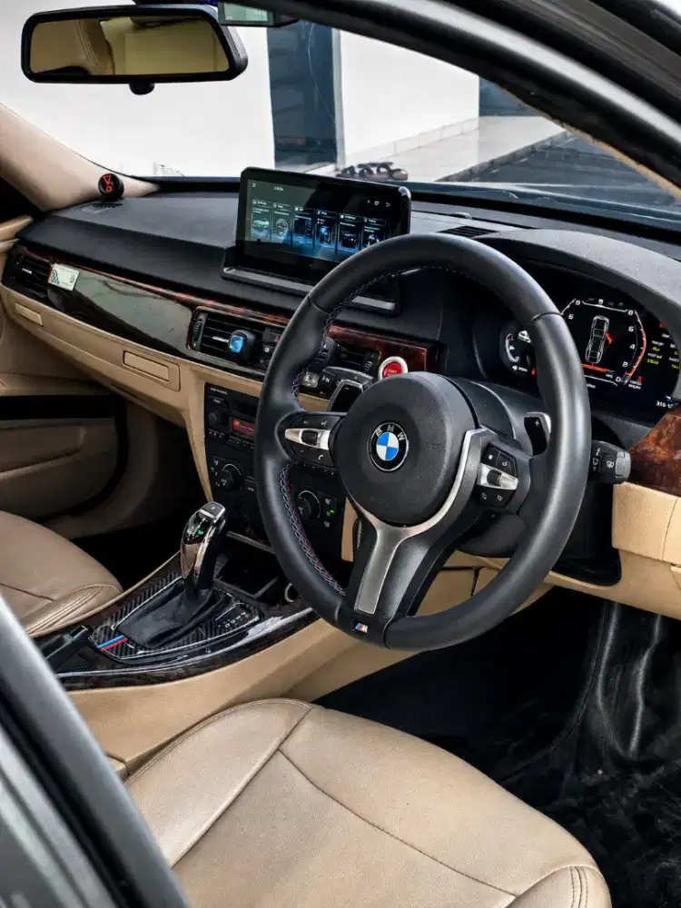 Bmw e90 320i Spec sultan