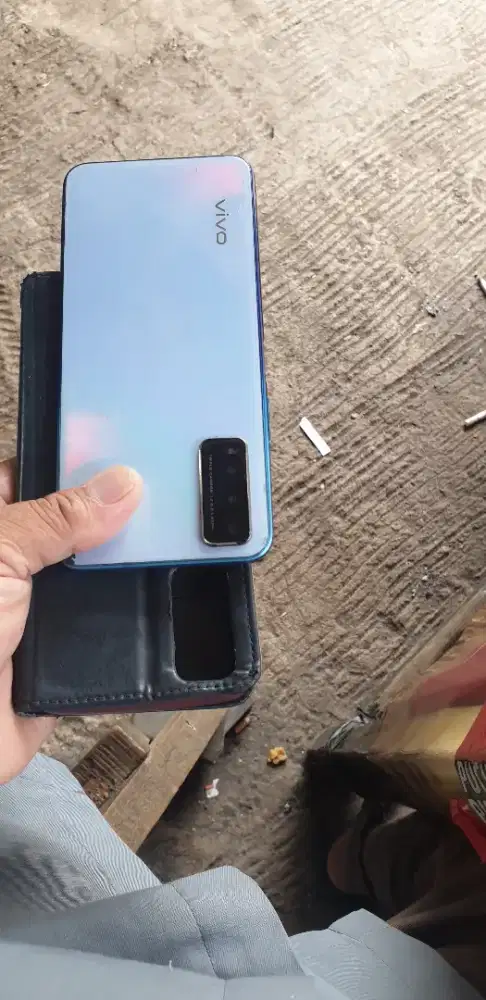 Resmi vivo y20s ram8/128 no minus  hp casan