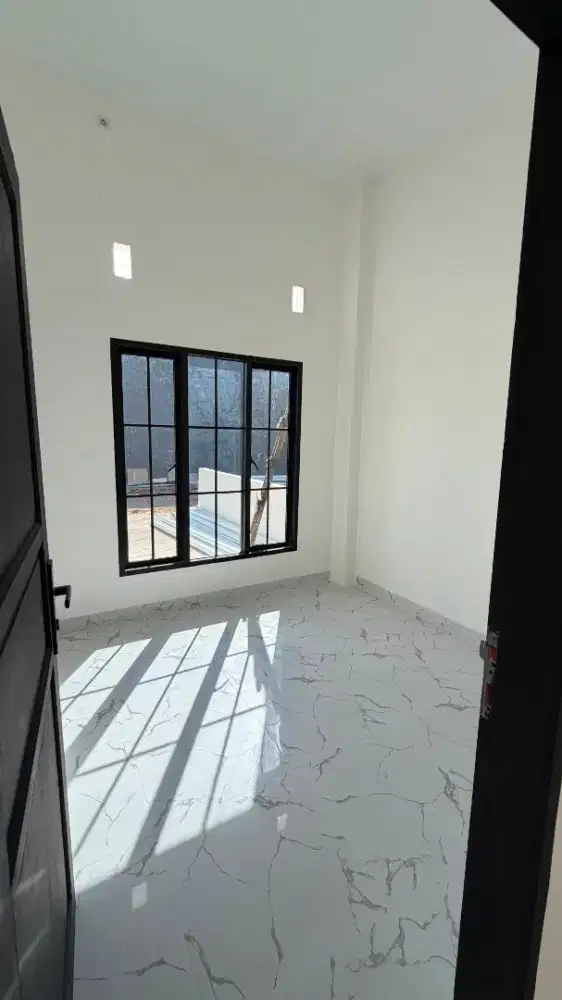 Dikontrakan rumah BARU cantik murah tahunan 30 JT tanpa PARANTARA