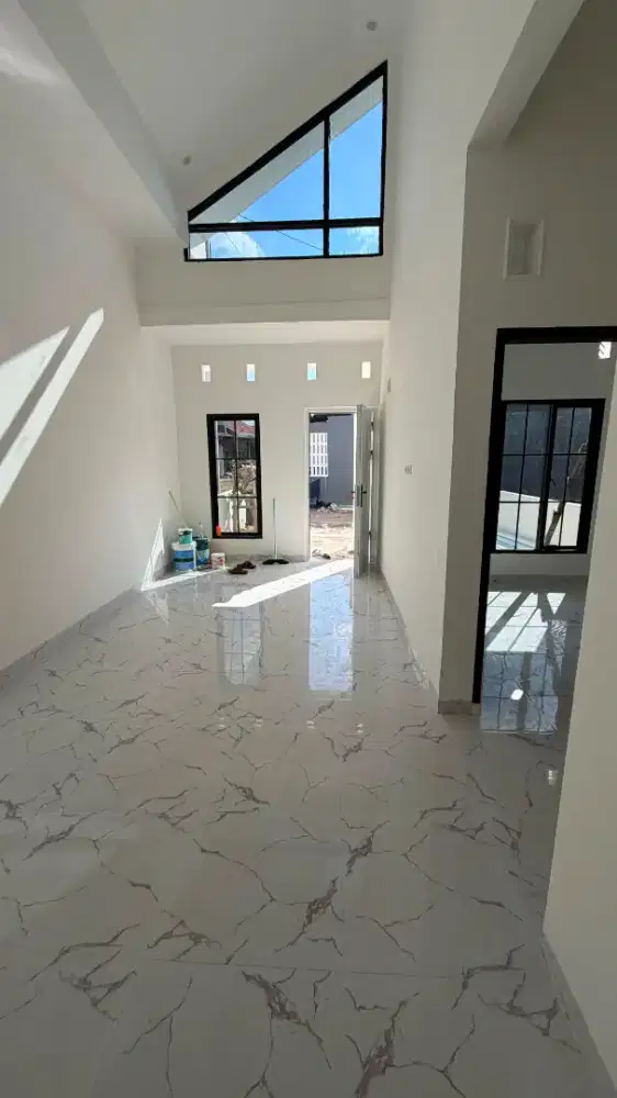 Dikontrakan rumah BARU cantik murah tahunan tanpa PARANTARA/BERPERABOT