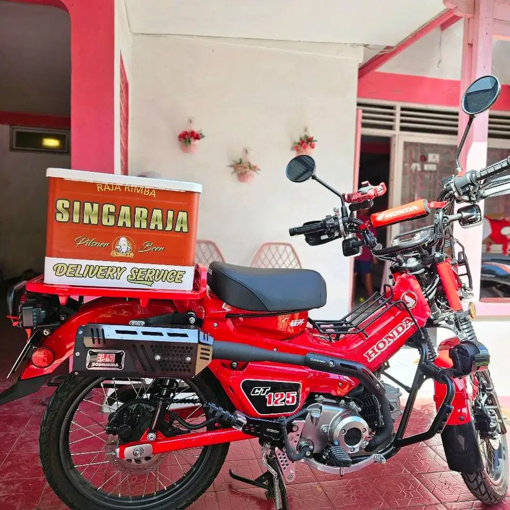 Honda CT 125 RED