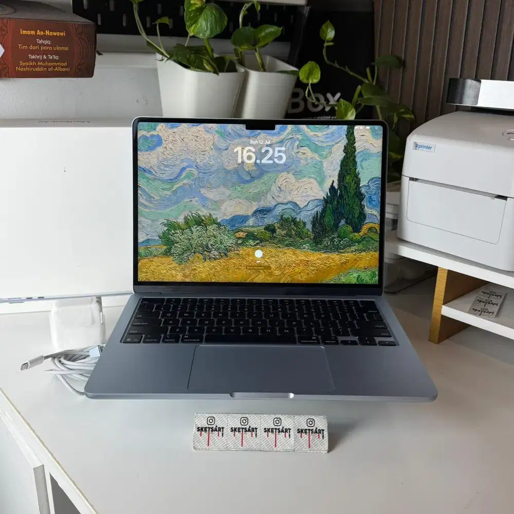 MacBook Air M4 16/256gb Sky Blue Garansi Oktober 2026