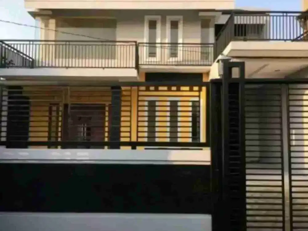 Rumah Cikunir Lt 200/280 Bawah Pasar Bekasi Selatan