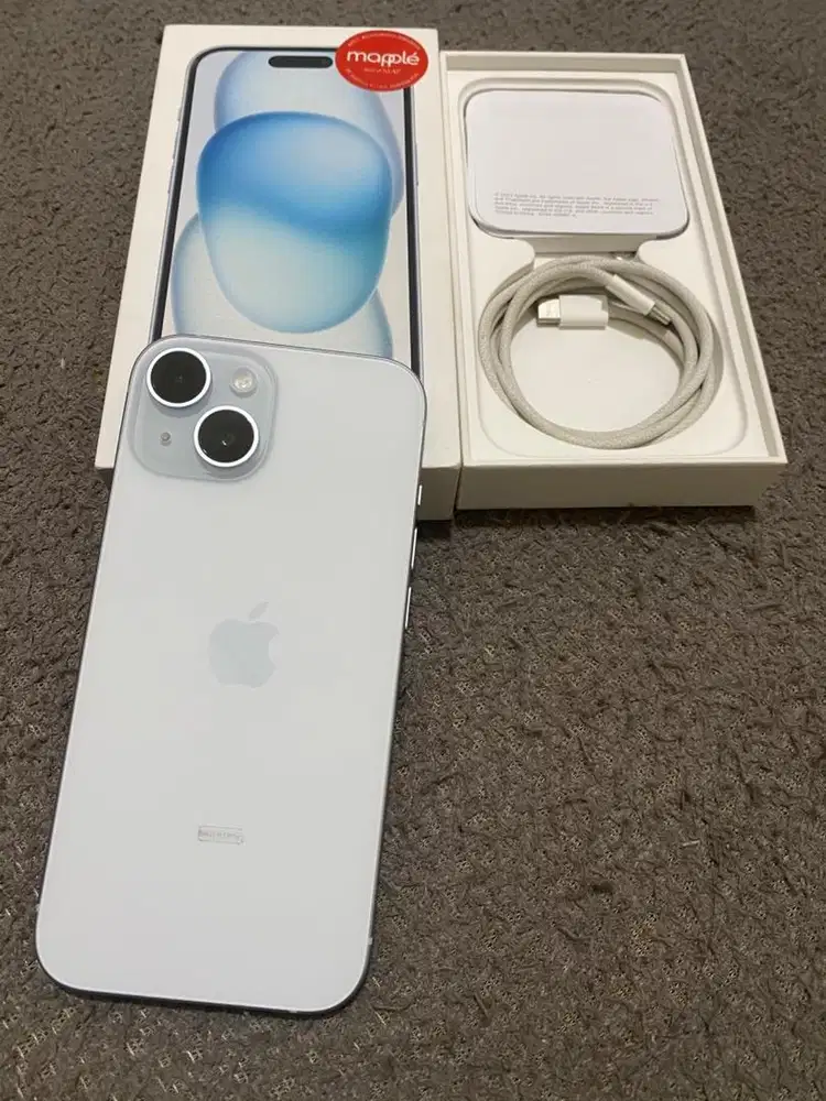 Di Jual  Iphone 15 128 GB Digimap Blue Garansi ON Februari 2027